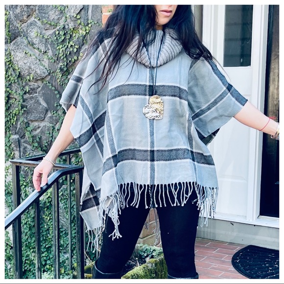 Black leather chain 2 tone dropped Heart ❤️ - Picture 3 of 4